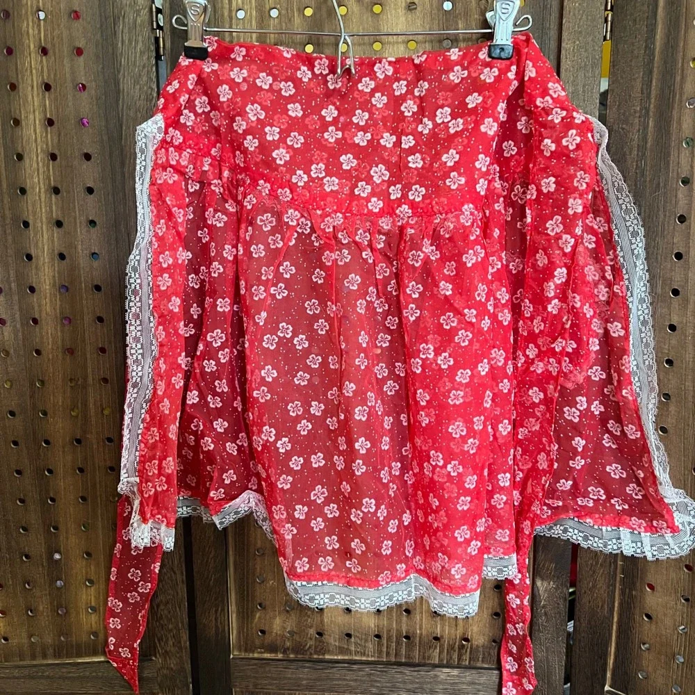 Vintage Apron Lot of 2 Yellow Floral Red Flora 50s 60s Kitsch Retro Pin Up